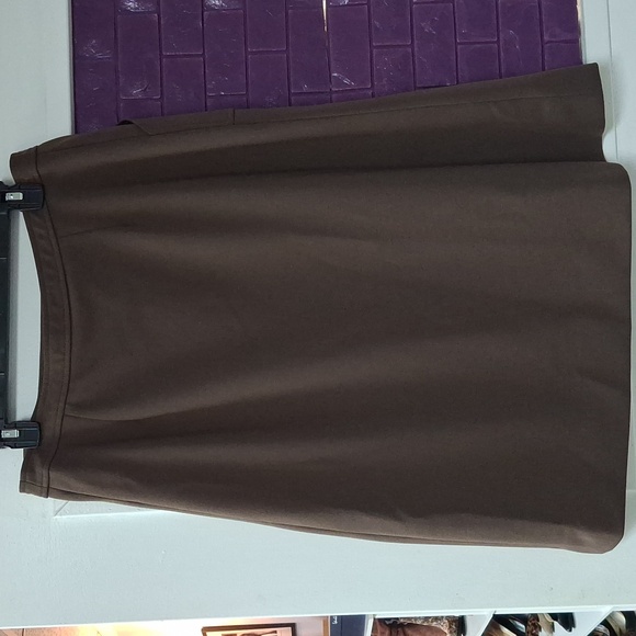 Vintage Givenchy Sport Brown Poly skirt - Picture 3 of 7